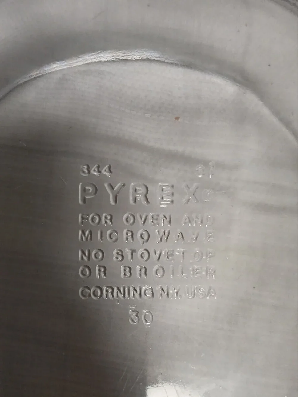 Pyrex Clear Glass Casserole with Lid - Transparent 3 Lt